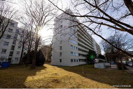 Wohnung zum Kaufen in München 300.000,00 € 54.6 m²