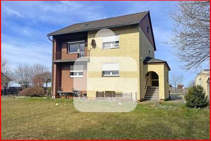 Haus zum Kaufen in Steinbach 100.000,00 € 140 m²