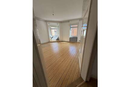 Wohnung zum Mieten in Friedberg (Hessen) 750,00 € 100 m²