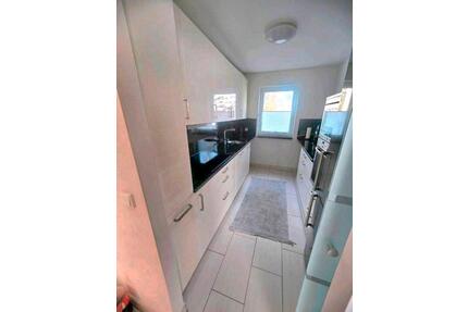 4-Zimmer-Wohnung mit Balkon unf Garage - Nürnberg Gibitzenhof