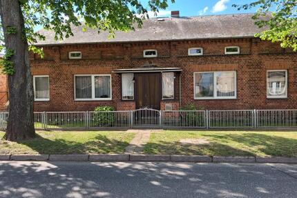 Wohnhaus Bauernhaus - 150.000,00&nbsp;EUR Kaufpreis, ca.&nbsp; 100,00&nbsp;m&sup2; in Lübz (PLZ: 19386)