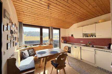 Wohnung zum Kaufen in Schönwald im Schwarzwald 130.000,00 € 64 m²