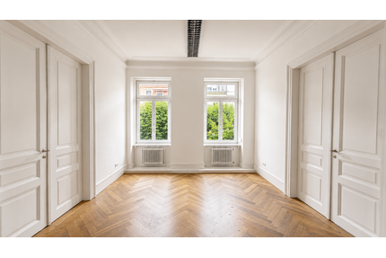 Wohnung zum Mieten in Baden-Baden 2.100,00 € 161 m²
