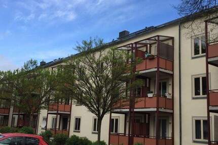 Beethovenstr. ***SUPER! schöne Lage und 2 Räume + Balkon *** - Chemnitz Sonnenberg