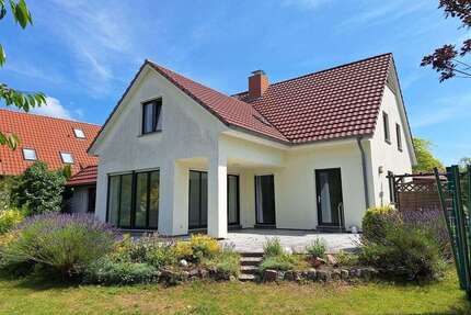 Haus zum Kaufen in Greifswald 642.000,00 € 160.56 m²