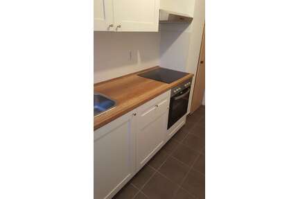 Wohnung zum Mieten in Pegau 375,00 € 48 m²