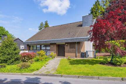 Haus zum Kaufen in Leichlingen 620.000,00 € 158 m²