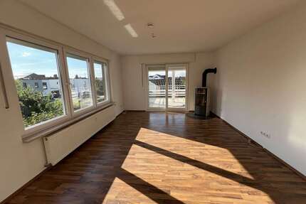 Wohnung zum Mieten in Halle 1.050,00 € 83 m²