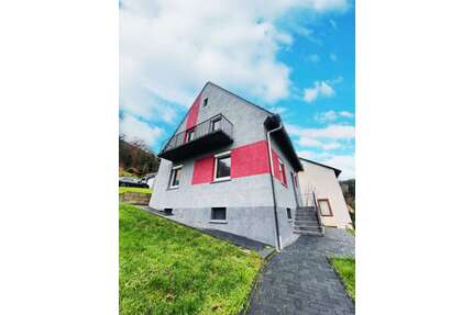 Haus zum Mieten in Rodalben 1.000,00 € 165 m²