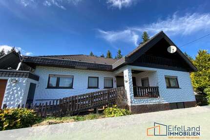 Haus zum Kaufen in Hellenthal Miescheiderheide 169.000,00 € 117.45 m² - Hellenthal / Miescheiderheide
