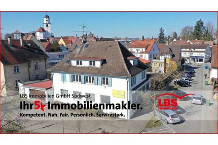Einmalige Chance: 600 m² Wohn- und Nutzfläche in begehrter Lage-inklusive 3 Garagen + 8 Stellplätze - Meßkirch
