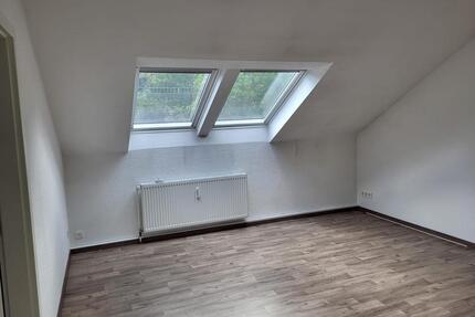 Sehr schöne und helle Dachgeschosswohnung 40qm in Lübbecke City