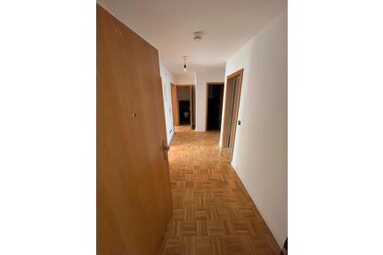 Moderne Wohnung 3ZKB - Lauingen (Balkon, EBK & TG) - Lauingen (Donau)