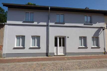 Haus gewerblich Wohnheim Büro Apartment Atelier Ferienwohnung - Malchow