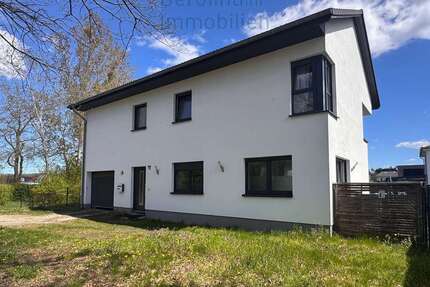 Haus zum Kaufen in Wustermark 749.000,00 € 143.52 m²