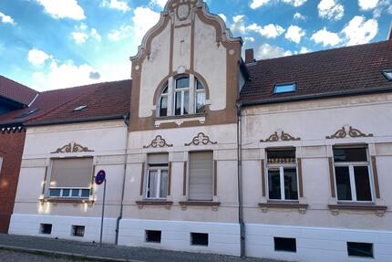 Haus zu verkaufen - 200.000,00&nbsp;EUR Kaufpreis, ca.&nbsp; 130,00&nbsp;m&sup2; in Tangermünde (PLZ: 39590)