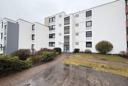 Modernisierte 3-Zimmer-Wohnung mit Balkon in stadtnaher Lage von Lüneburg