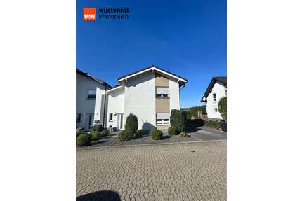 Haus zum Kaufen in Waldesch 319.000,00 € 105 m²