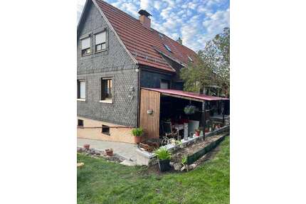 Haus zum Kaufen in Steinbach-Hallenberg 84.000,00 € 94 m²
