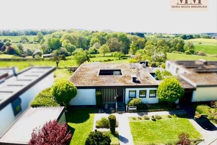 Architektenhaus mit Einliegerwohnung, zwei Einzelgaragen und unverbaubarem Weitblick 66687 Wadern