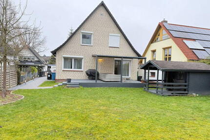 OHNE MAKLER! - Wohnen im Grünen: modernes Einfamilienhaus mit großen Garten - Ahrensburg