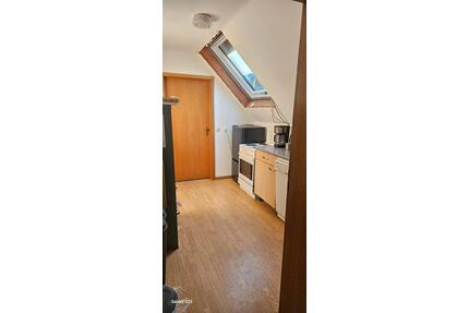 Schone 1 WG zimmer in 2 zimmer Wohnung - Glottertal