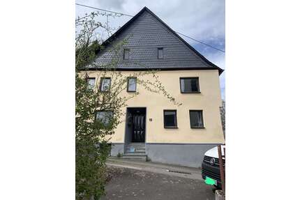 Haus zum Kaufen in Gemünden 225.000,00 € 240 m²