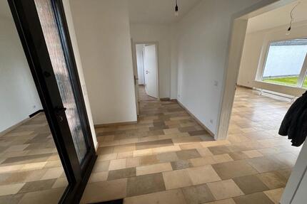Saniertes BungalowHaus mit Garten 320qm top Lage zum Verkauf - Duisburg Essenberg