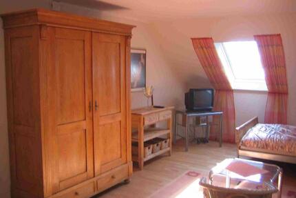 Möbl. Wohnung - 800,00&nbsp;EUR Kaltmiete, ca.&nbsp; 35,00&nbsp;m&sup2; in Kisdorf (PLZ: 24629)