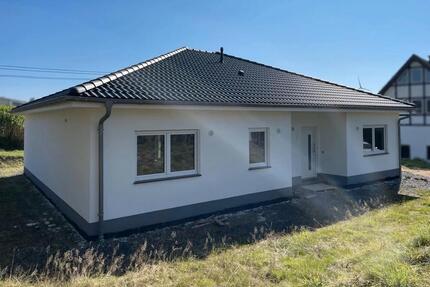 Neubau Bungalow in ruhiger Ortsrandlage von Obersayn von Privat - Montabaur