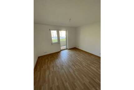Wohnung zum Mieten in Neutraubling 466,93 € 57.91 m²