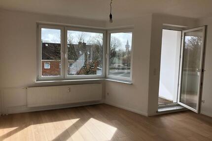 Wir bieten hier eine renovierte 3,5 Zimmer-Wohnung in zentraler L - Husum