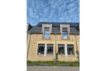 Reihenhaus Pauschalmiete (inkl STROM) 139m² Terrasse 4,5Z Wohnung - Velten