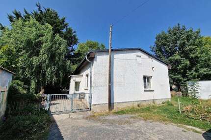 Grundstück zu verkaufen in Leipzig 249.900,00 € 2050 m²