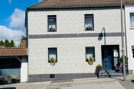 Modernisiertes Haus nah an A44 & A544 zu verkaufen - Aachen Eilendorf