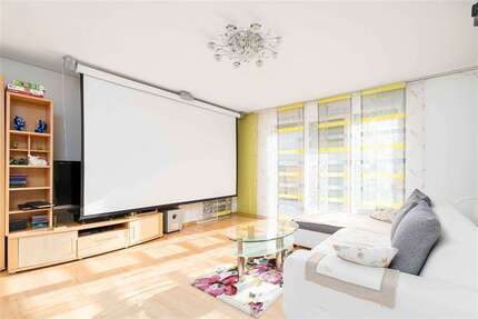 Haus zum Kaufen in Friedberg , Bay 797.000,00 € 235 m²