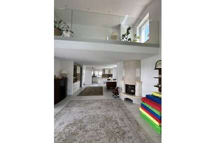 Haus zum Kaufen in Forst 1.249.000,00 € 210 m²