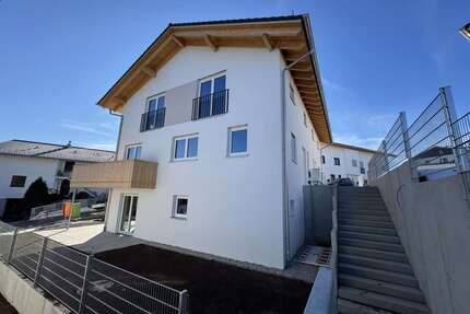 Haus zum Mieten in Schechen 2.400,00 € 172 m²