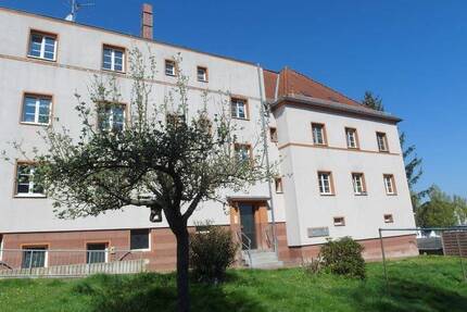 Ab Juli 2026: Hübsche 2-Zimmer-Wohnung im 1.OG mit Laminatboden * Gartenmitnutzung möglich - Döbeln