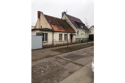 EFH inkl. Baugrundstück in Brandenburg, provisionsfrei - Brandenburg an der Havel Bahnhofsvorstadt