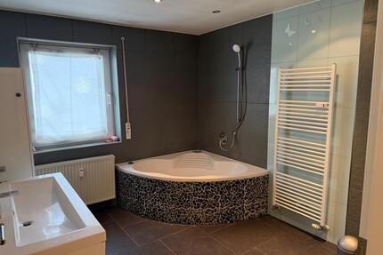 Geräumige Penthousewohnung mit 4,5 Zimmern im Zentrum von Worms !