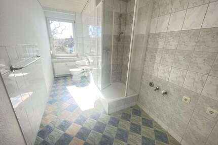Wohnung zum Mieten in Lichtentanne 253,00 € 46 m²
