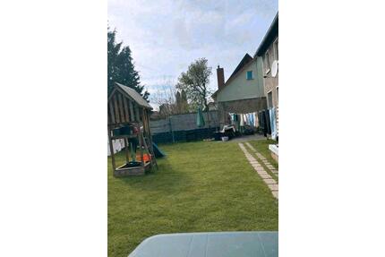 Idyllisches Mehrgenerationen-Haus in Holdenstedt bei Allstedt