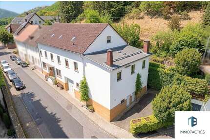 Haus zum Kaufen in Wallhausen 394.000,00 € 296 m²