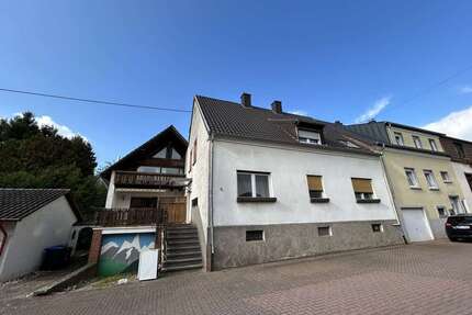 Haus zum Kaufen in Mandelbachtal Ommersheim 237.000,00 € 317 m² - Mandelbachtal / Ommersheim