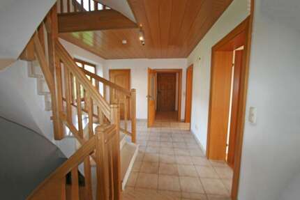 Haus zum Kaufen in Marklkofen 380.000,00 € 170 m²