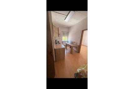 Neunkirchen, Wohnung mit 2 Zimmer Küche, Bad. Kaltmiete 390 €+NK - Schmelz