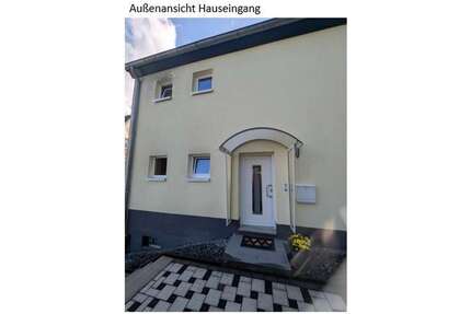 Haus zum Kaufen in Solingen 360.000,00 € 98 m²