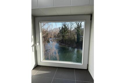 Großzügige DG Wohnung mit offenem Wohn- und Schlafbereich - EBK - Altenmarkt an der Alz