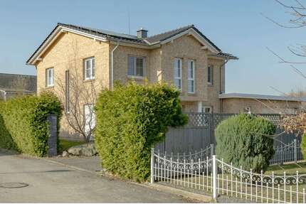 Haus zum Kaufen in Buchholz 849.000,00 € 190 m²